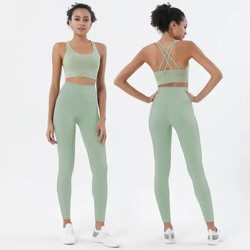 Women’s Yoga Fitness Outfit